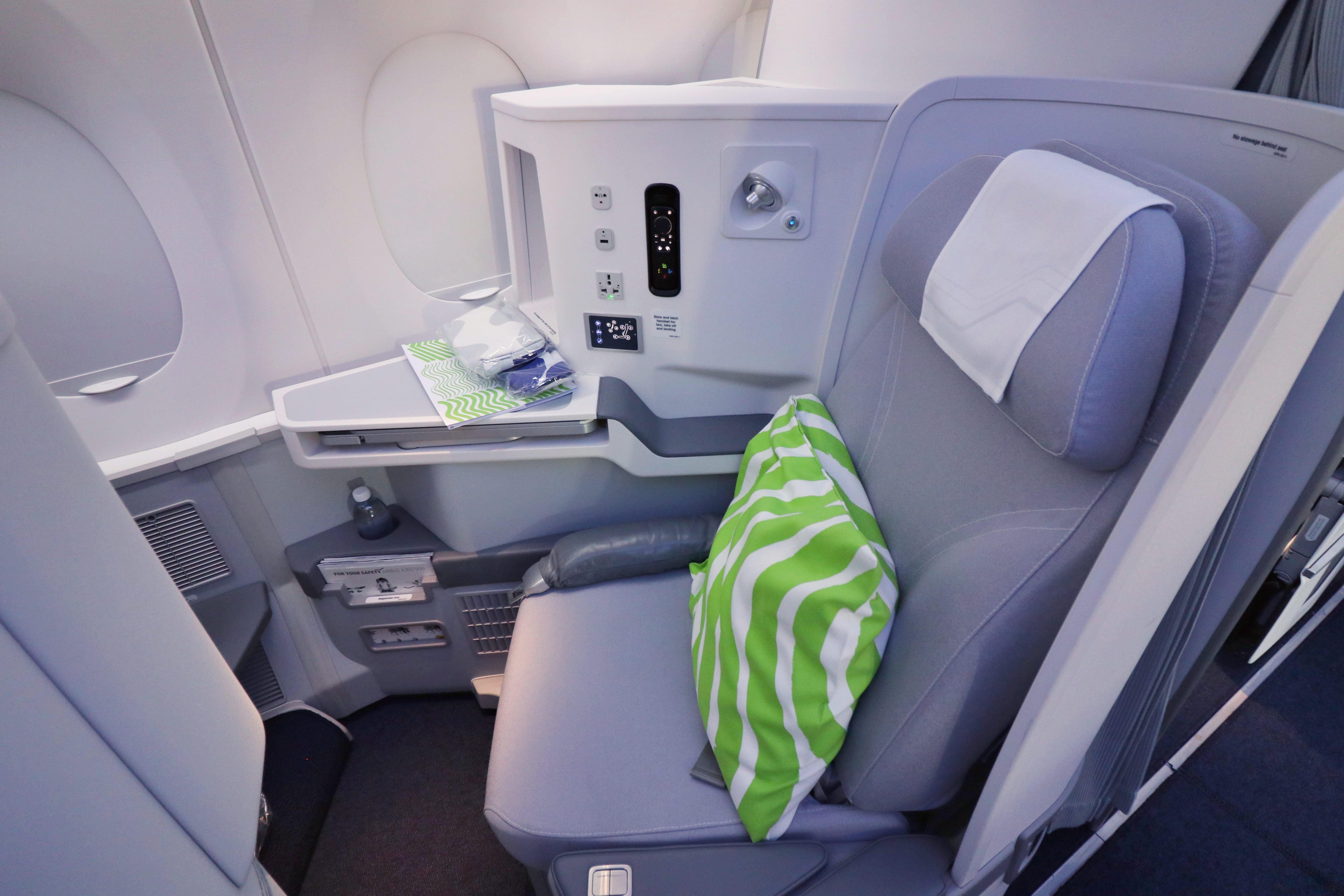 Review Fabulous Business Class On Finnair S A350 900 God Save The