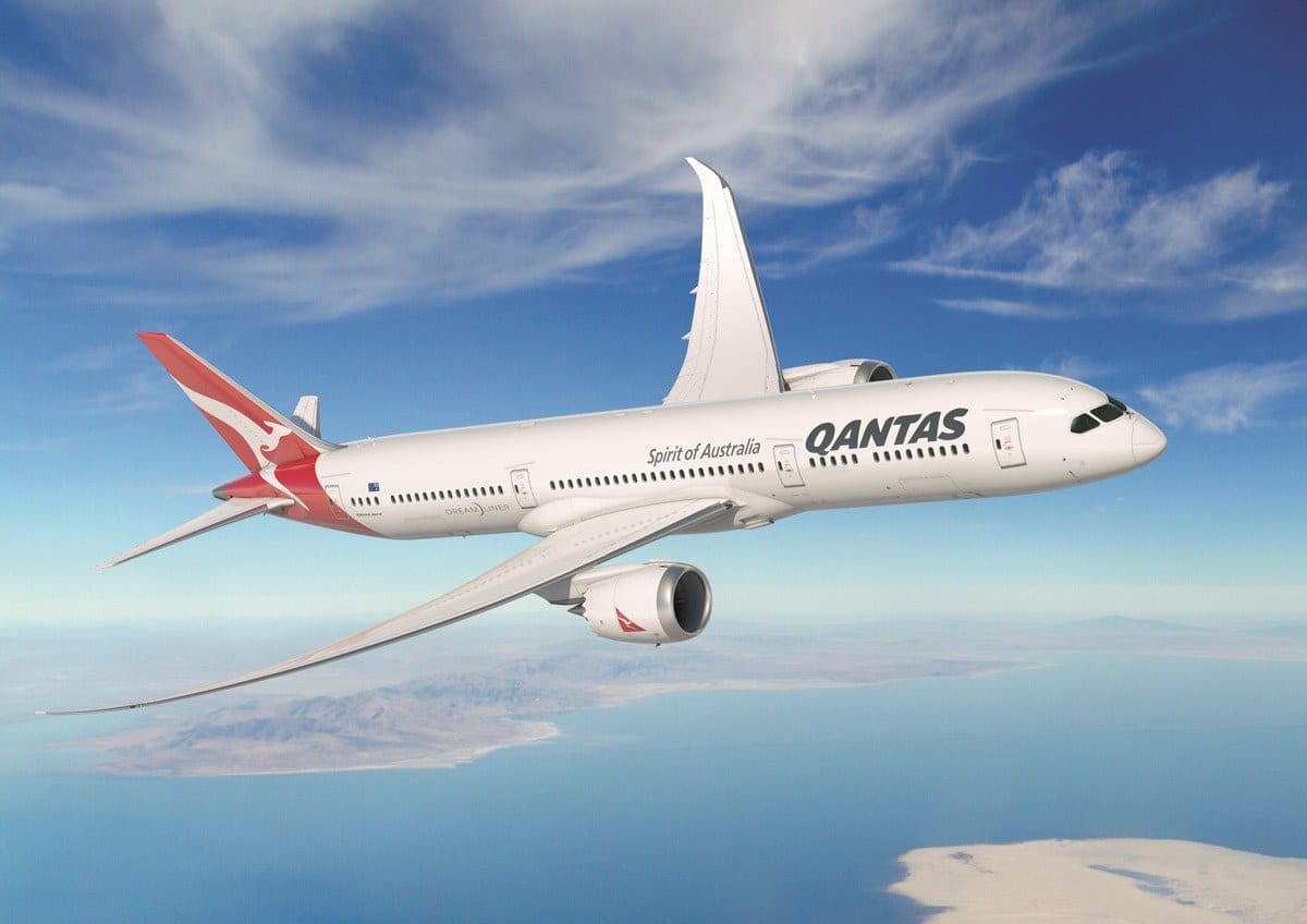 Review Surviving Economy On Qantas 17 Hour London To Perth