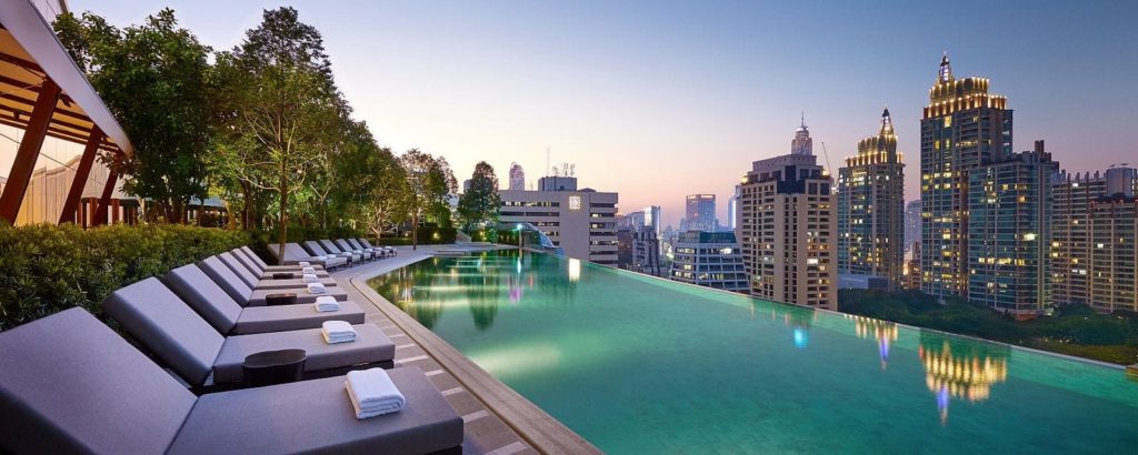 Park-Hyatt-Bangkok-Pool-Dusk