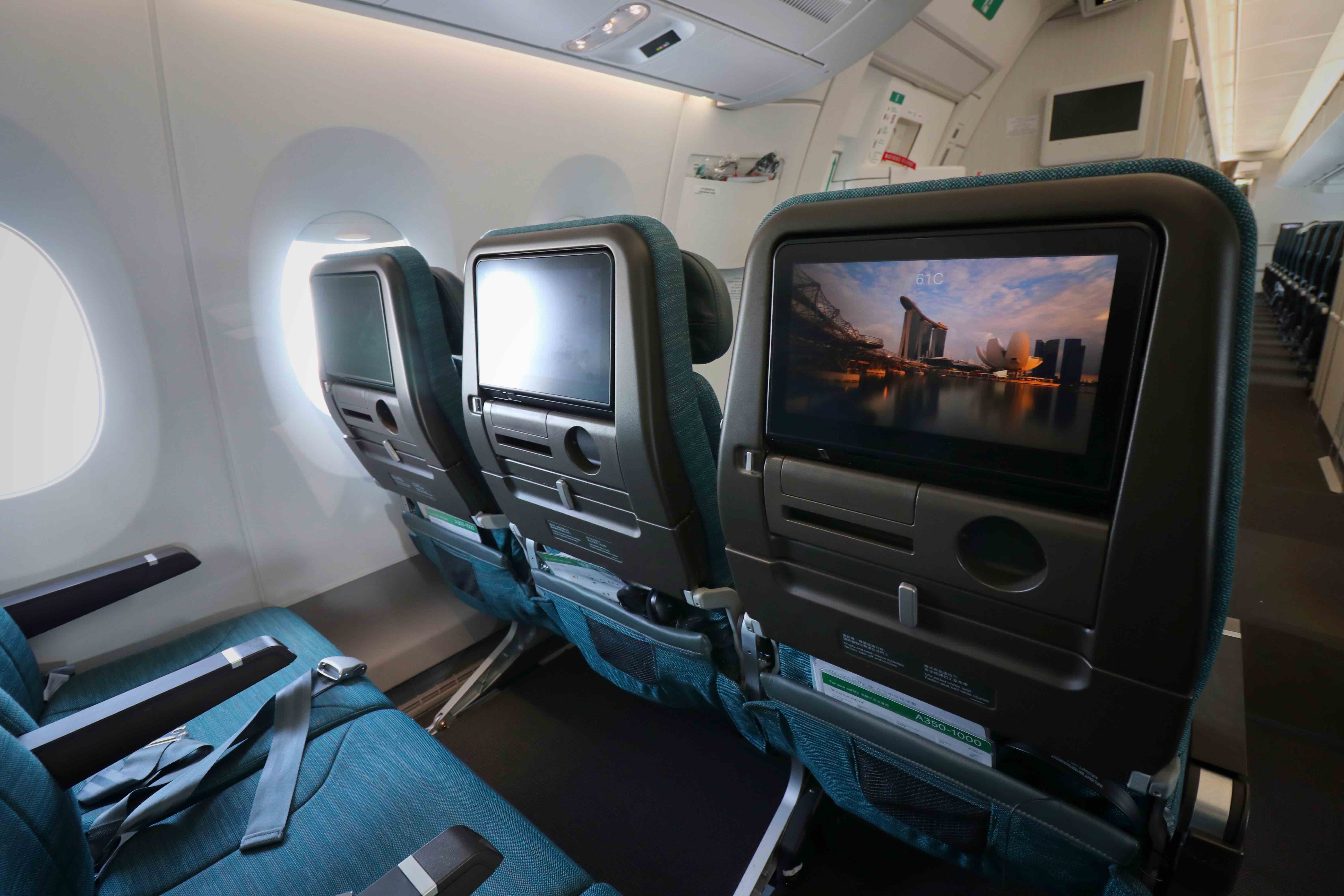 An Inside Look At Cathay Pacific S Airbus A350 1000 Cabins