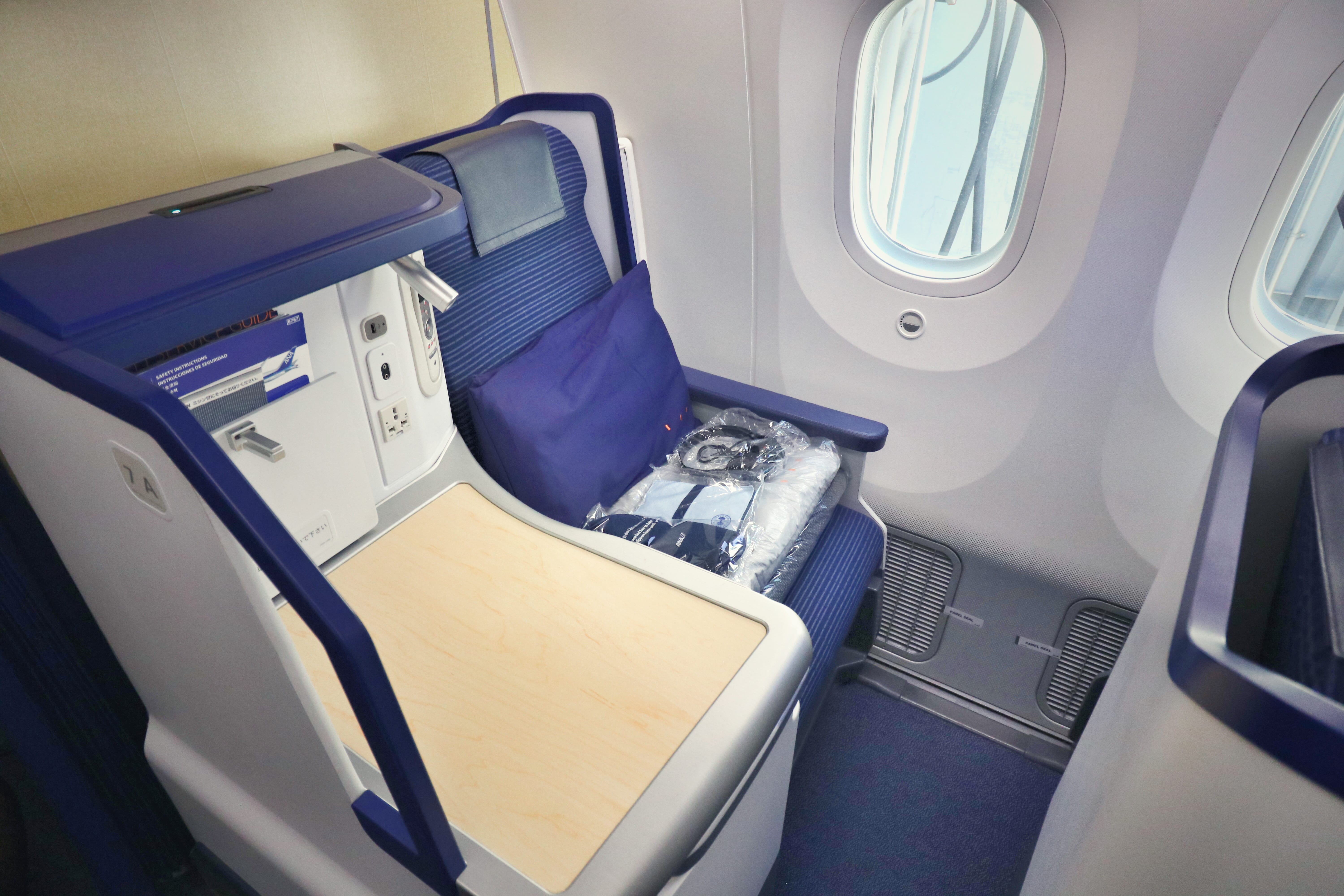 Review A Beautiful Business Class Experience On Ana Boeing