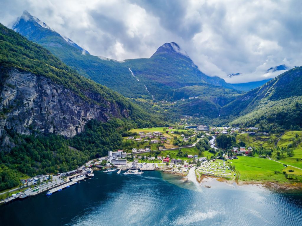Take The Family To Scandinavia, With SAS "Kids Fly Free" USA Promo...