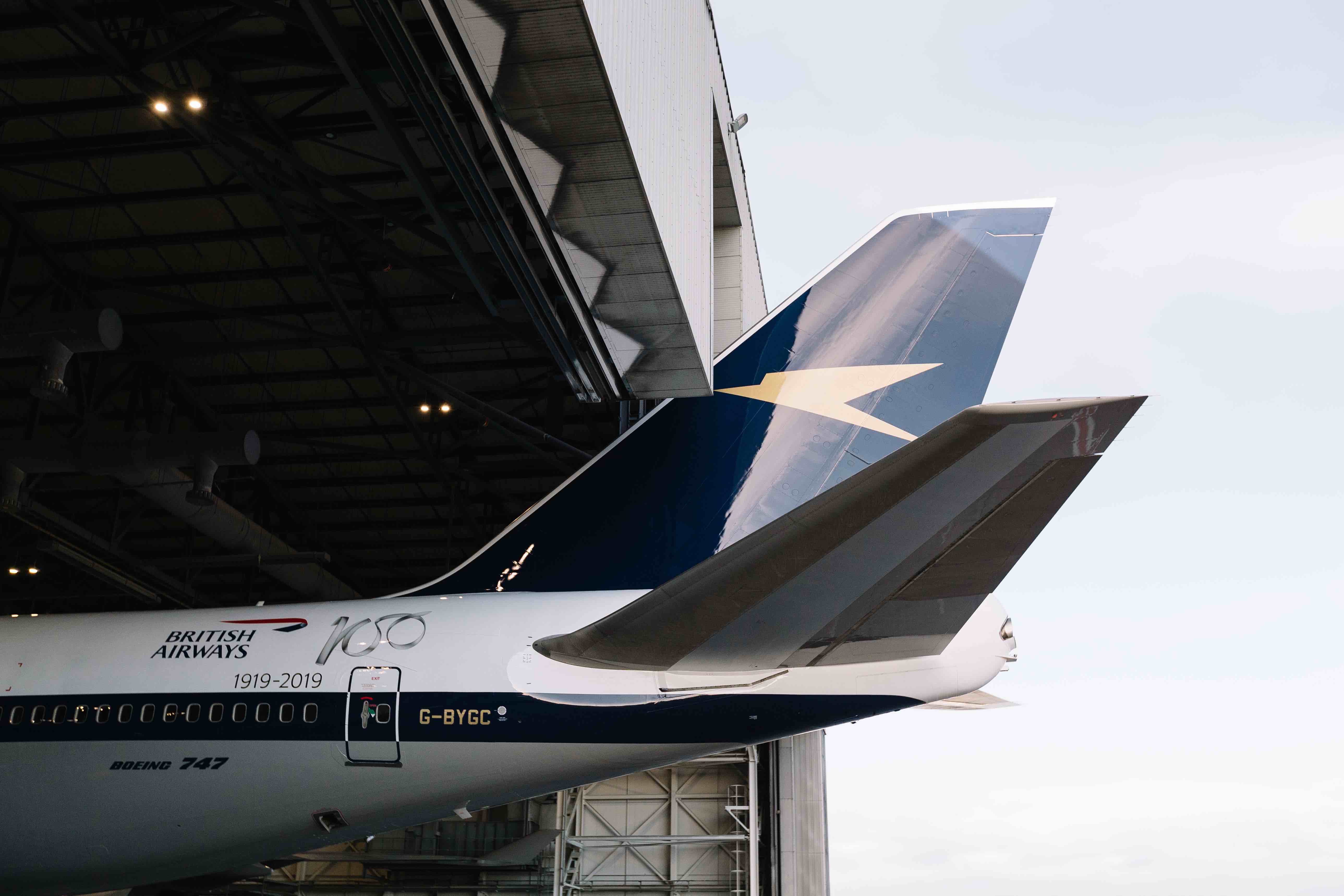Unveiled British Airways Boac Retro Livery 747 Lands At