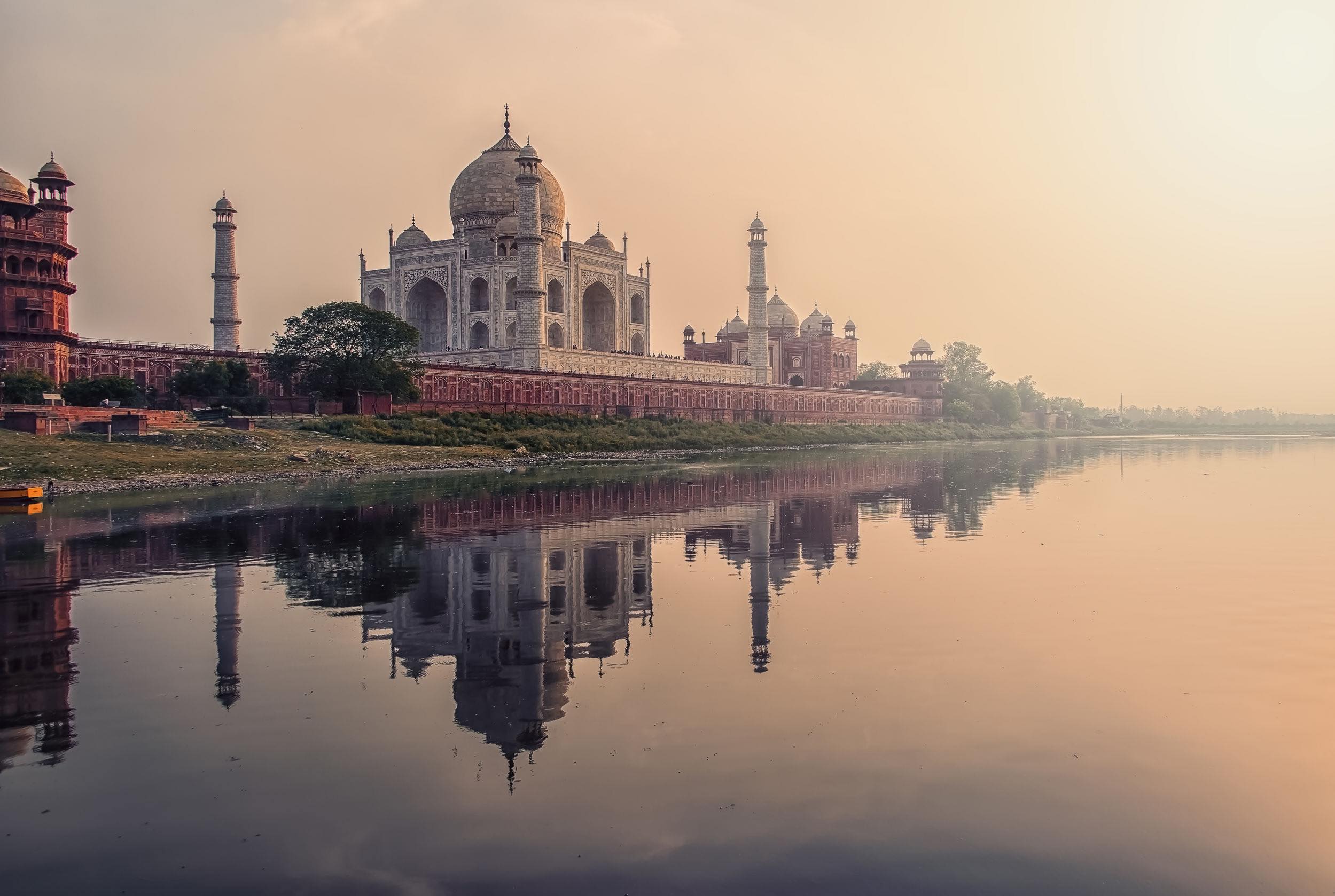 India Is Open For Travel Again, With Free Visitor Visas Too!