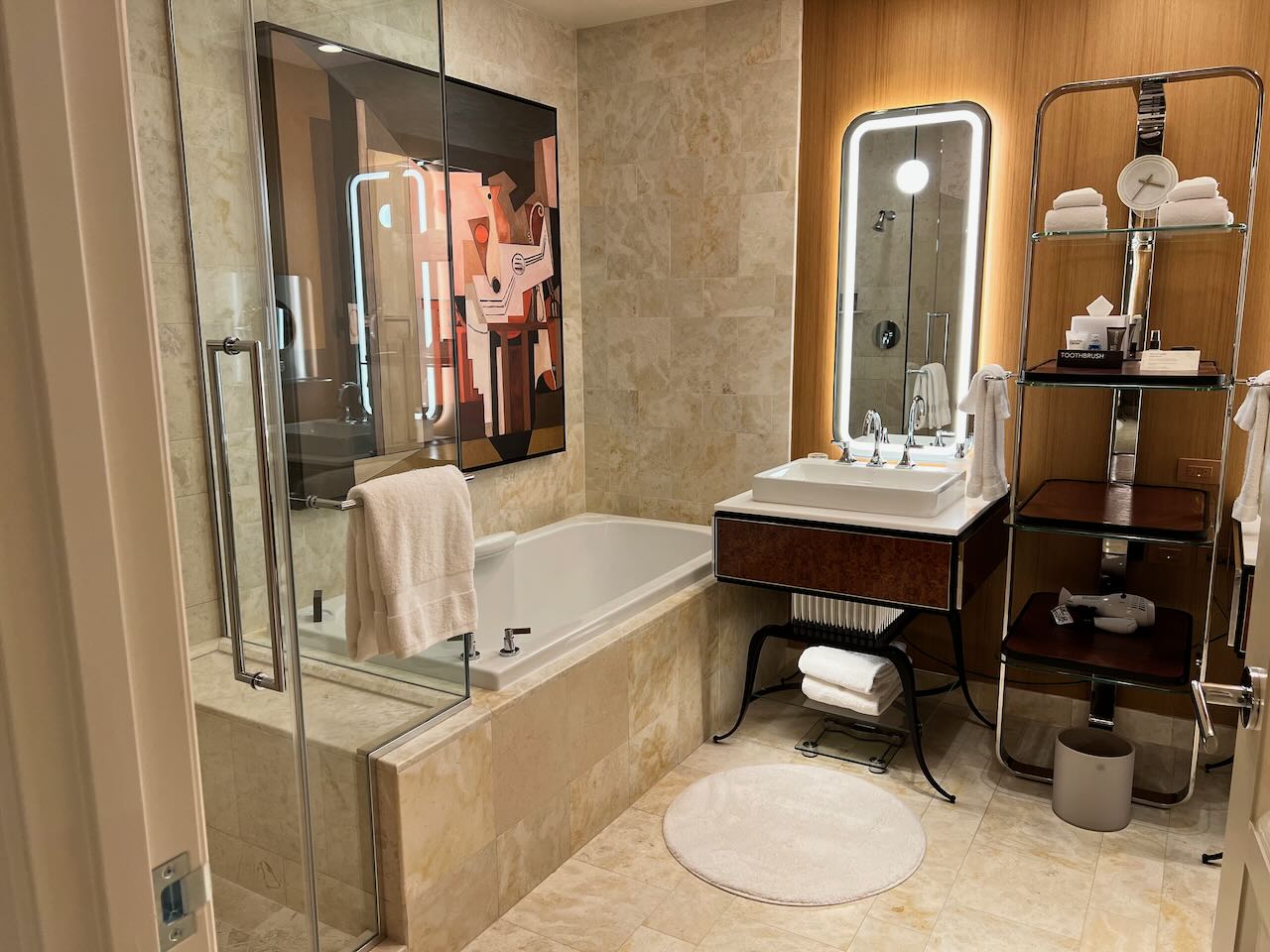 New Wynn Las Vegas Rooms - bathroom tub
